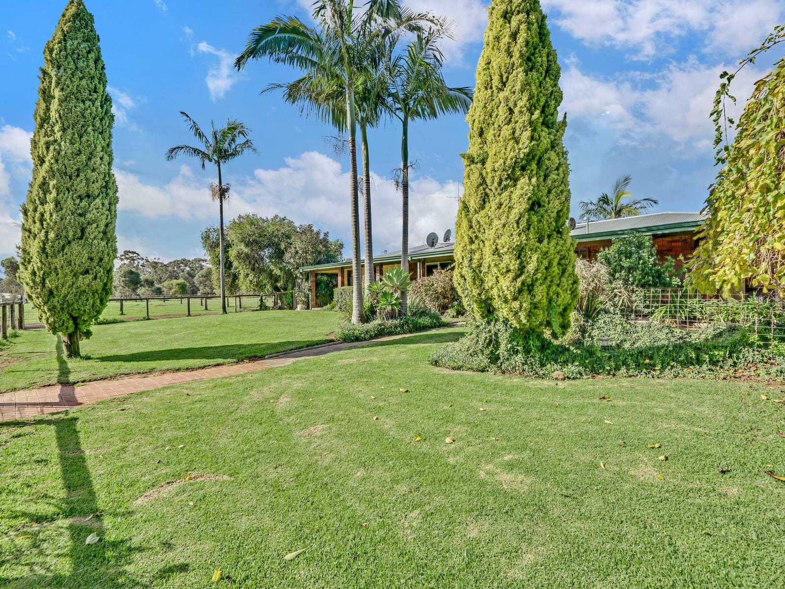 Farm For Sale in Donnybrook, WA 6239 975 Donnybrookboyup Brook Road