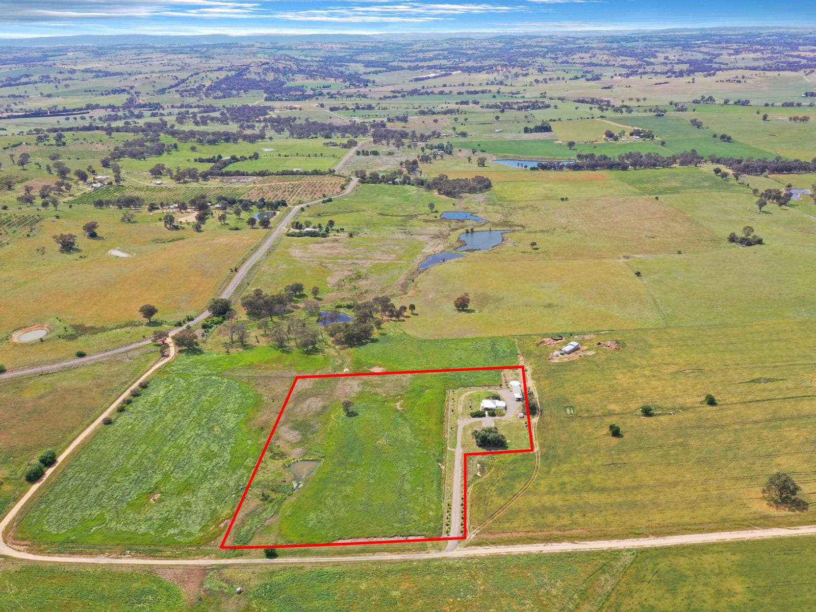 Business For Sale: Young, NSW 2594