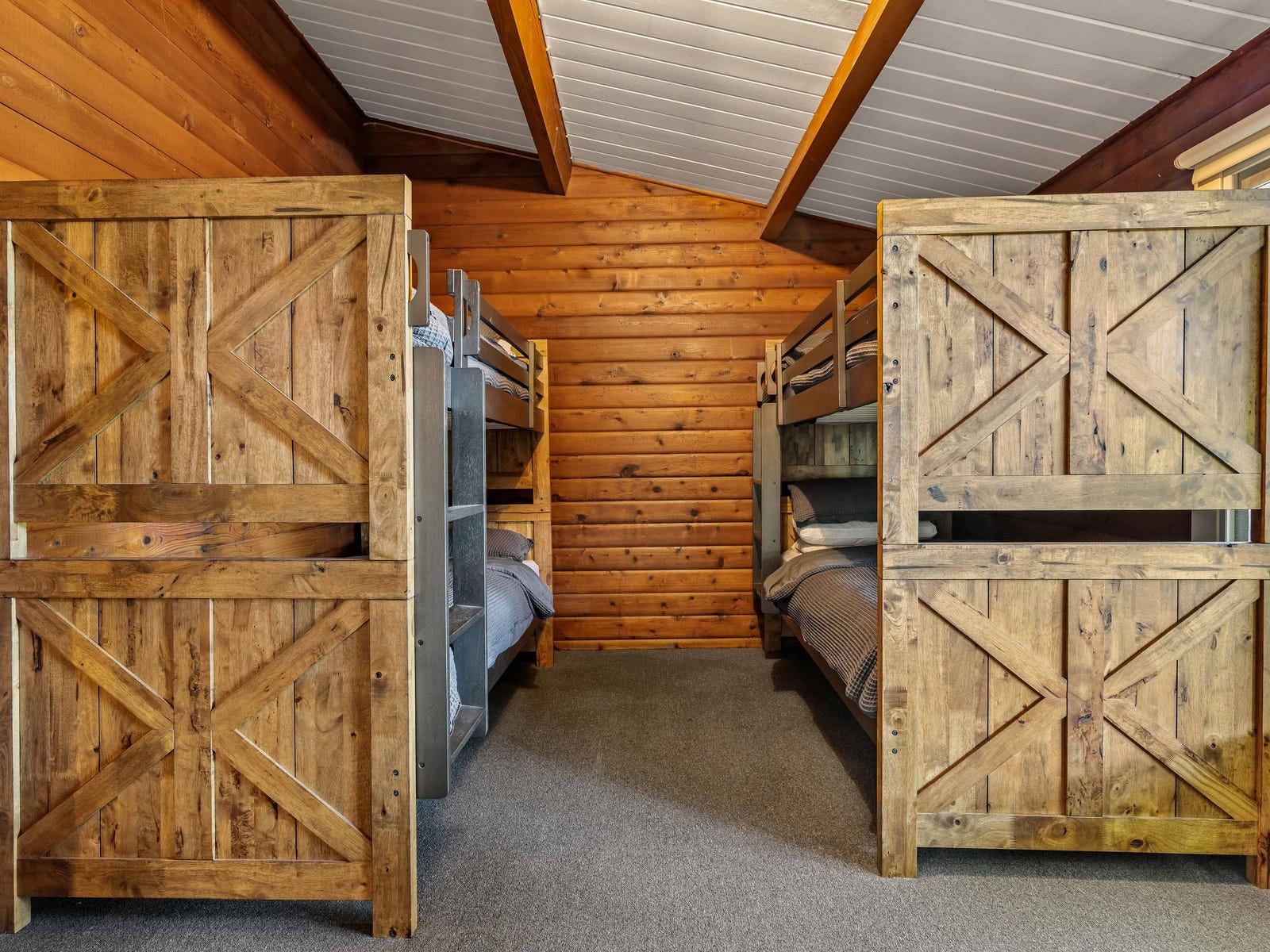 Farm For Sale in Yellingbo, Vic 3139 365 Beenak Road