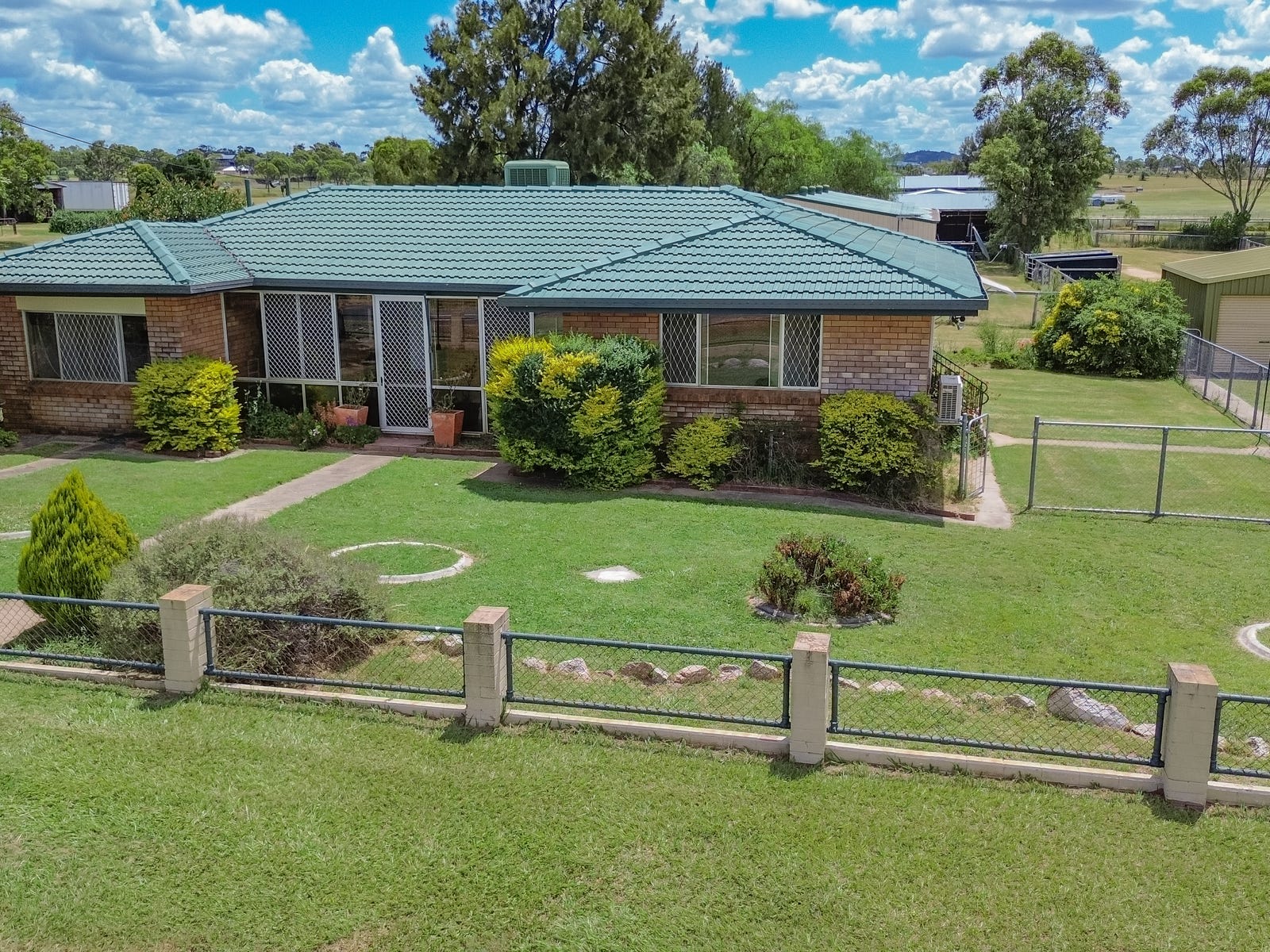 Business For Sale: Rosenthal Heights, Qld 4370