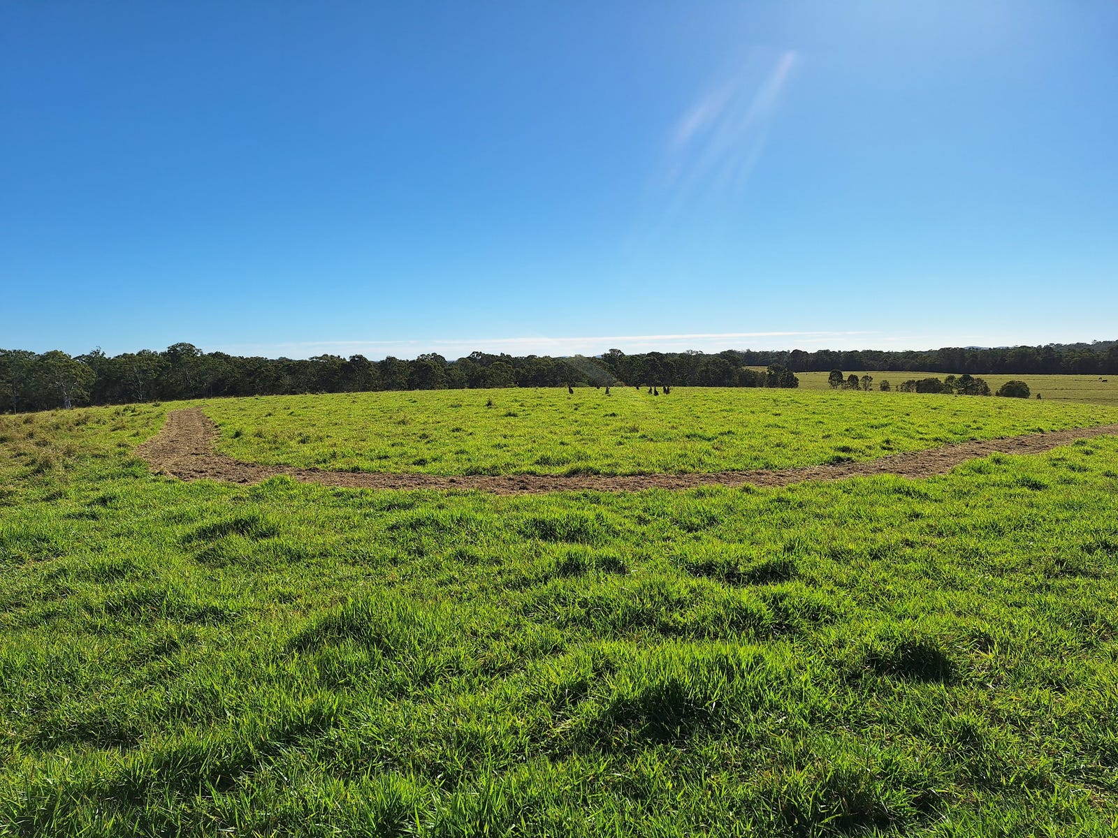 Business For Sale: Goomboorian, Qld 4570