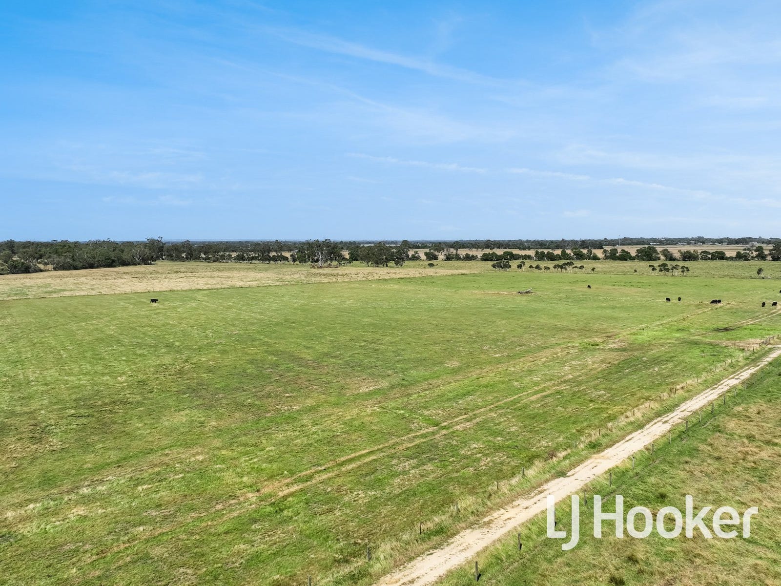 Business For Sale: Nar Nar Goon, Vic 3812