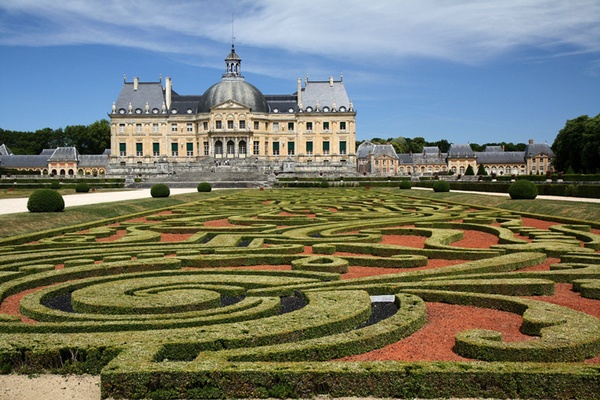 Forget Versailles. Go to Vaux le Vicomte