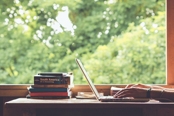 24 Best Travel Blogs and Websites 2016