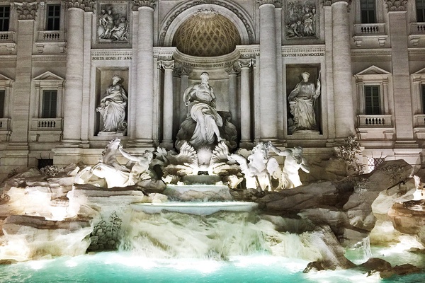 Trevi Fountain, Rome.