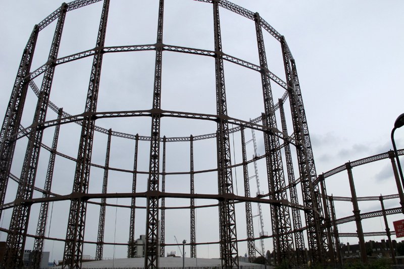 East London: Look up. Photo: Geren Lockhart.  