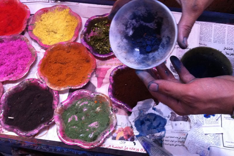 Some of the different fabric dyes that commonly used. Some of the colors change when they come into contact with water.