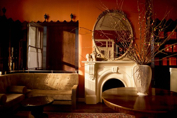 Grand Hotel Bellevue, London