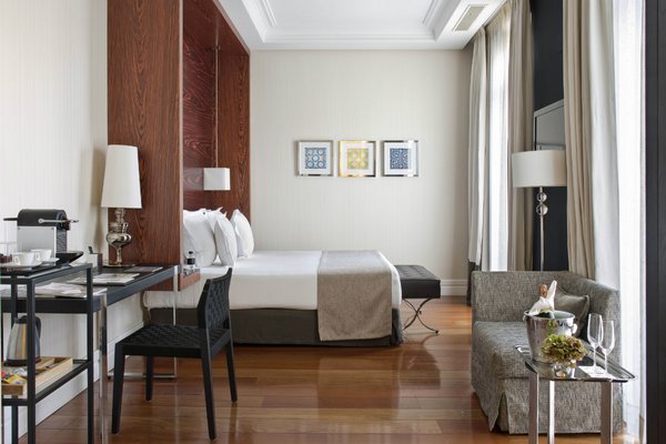 A look inside a suite at Hotel Único Madrid