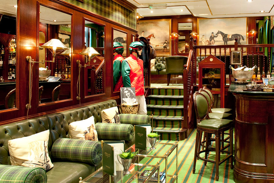 Milestone Hotel Stables Bar