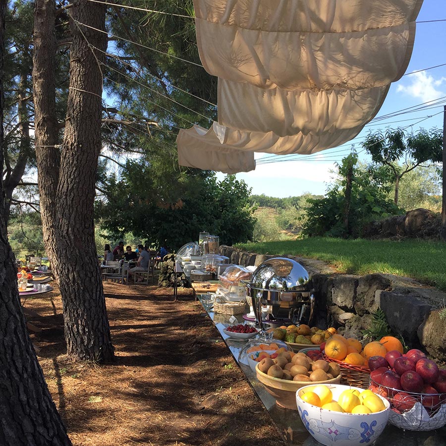Monaci delle Terre Nerre, Sicily