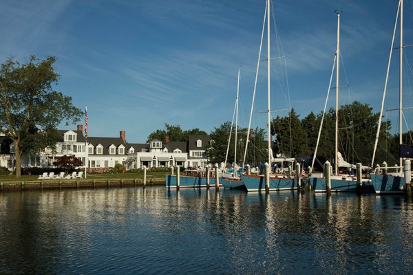 The dock and exterior of Inn at Perry Cabin in St. Michaels, Maryland