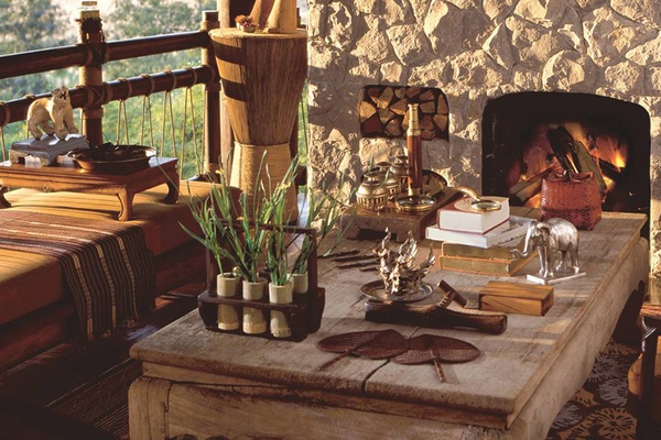 Burma Bar at Four Seasons Tented Camp