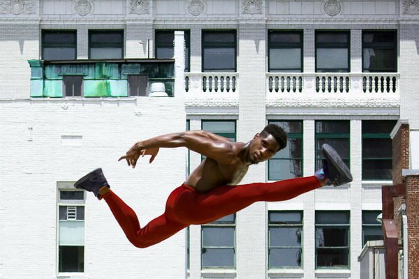 Photo of lit up memphis roads at night.