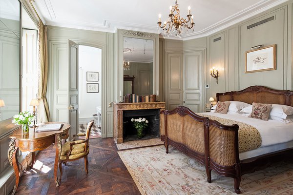 St. Sulpice Elegance - Haven In.