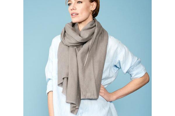 Heidi Wynne Bela Wrap