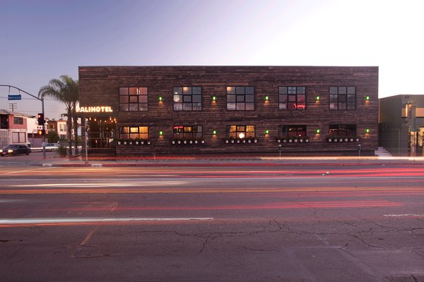 Exterior of the Palihotel Melrose Avenue.
