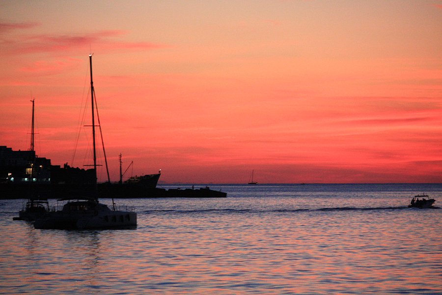 A Stromboli sunset. Photo: <a title="Ghost-in-the-Shell Flickr" href="http://www.flickr.com/photos/ghost-in-the-shell/7664633574/" target="_blank">Ghost-in-the-Shell</a> / Flickr