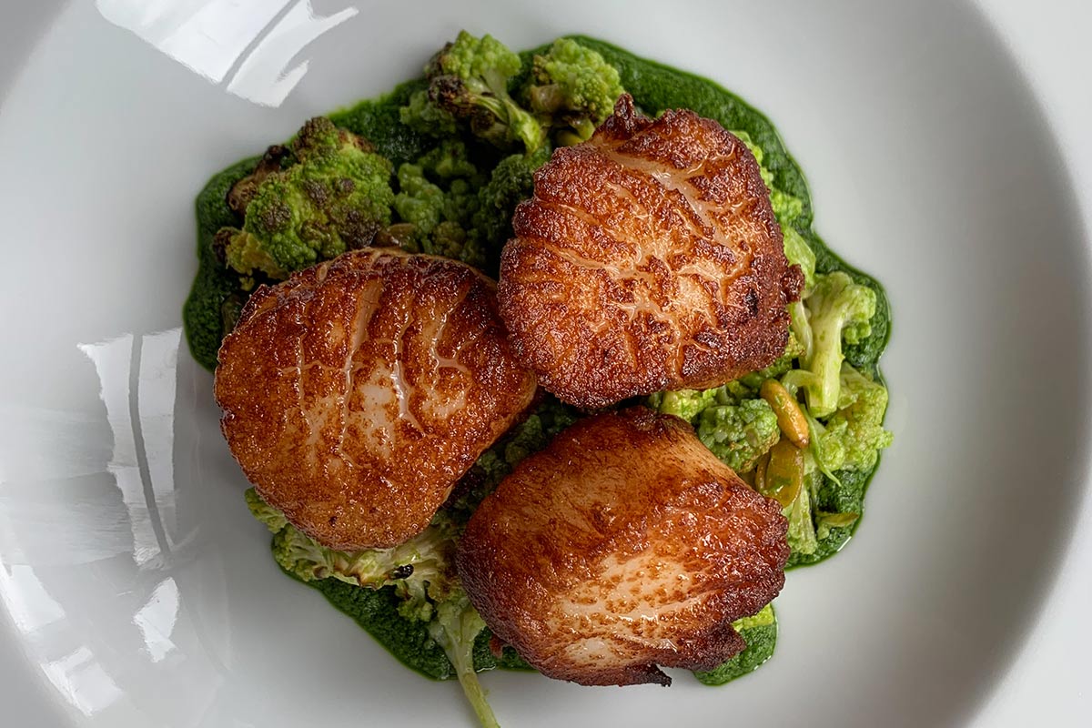 Discover Seattle s True Gems: Best Classic Bars, Restaurants & Local Hangouts Beyond the Hype