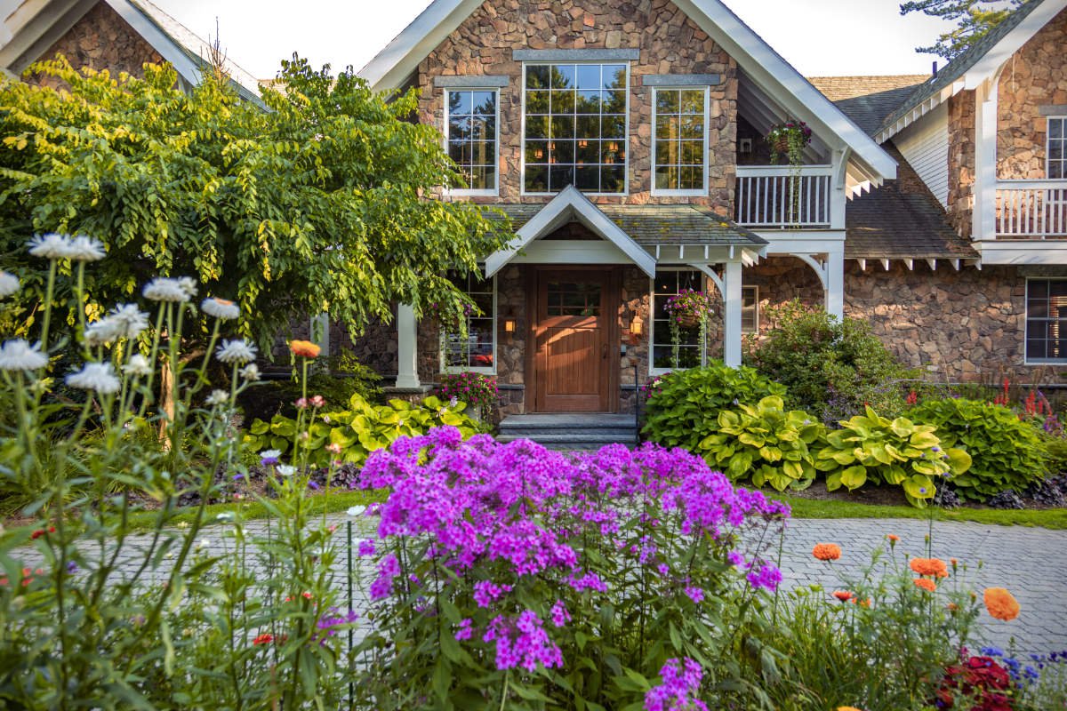 Mirror Lake Inn Resort & Spa. Mirror Lake Inn Resort & Spa.
