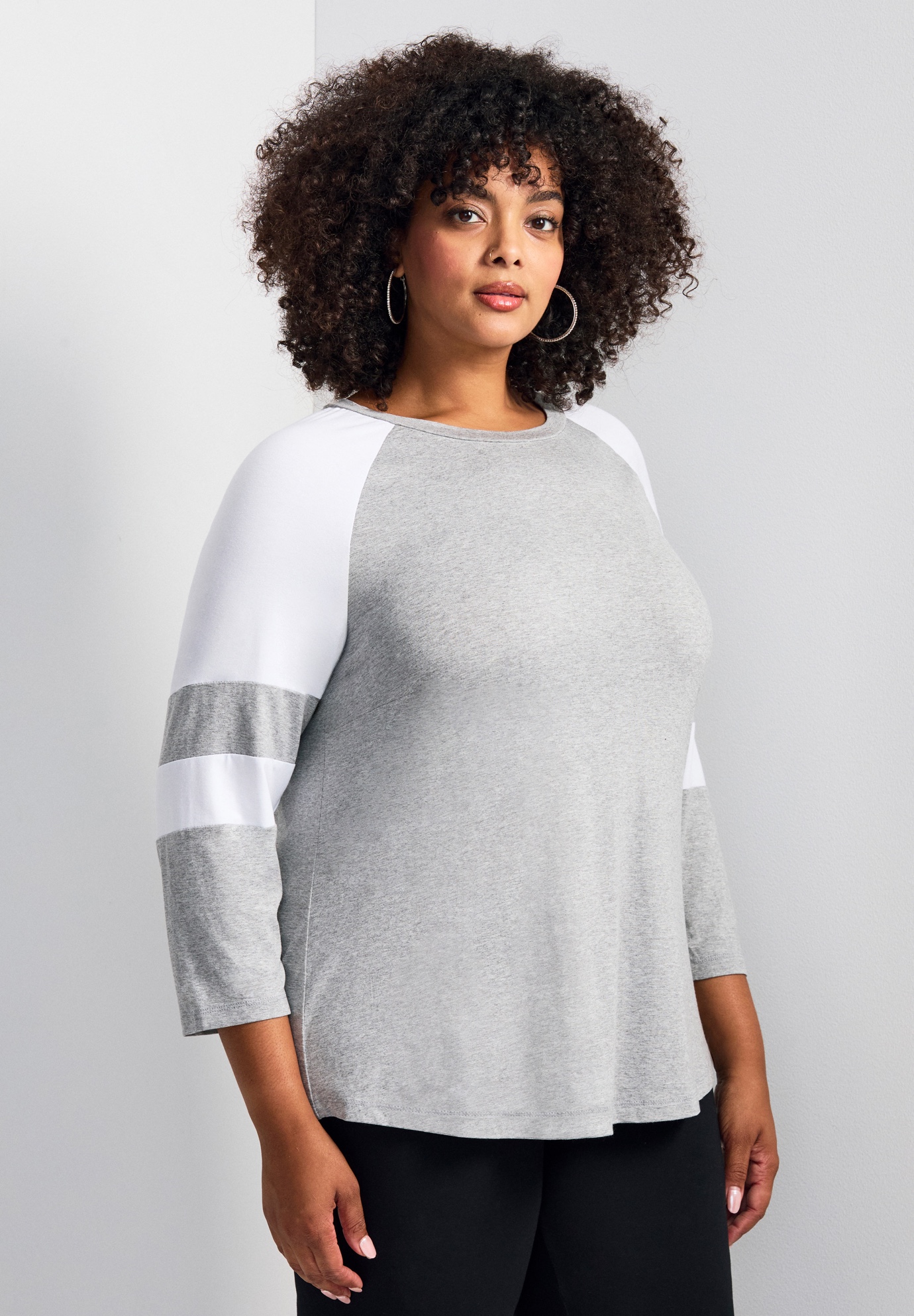 Avenue Women's Plus Size Sequin Sweatshirt – Gray Marle Pullover With Festive Front Sequins