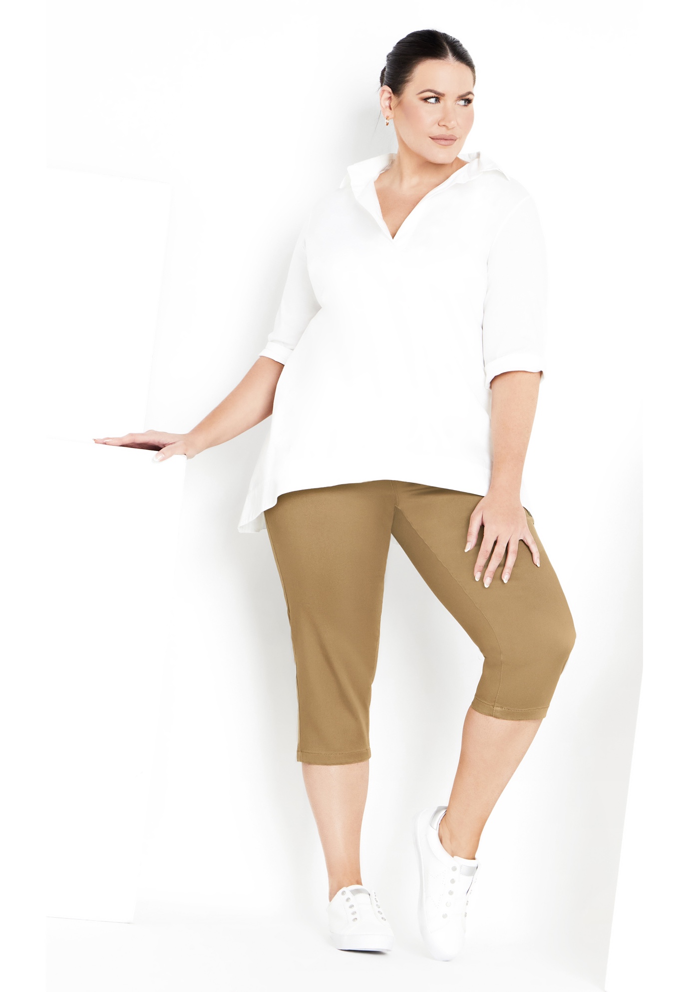 Avenue Women's Plus Size Butter Denim Pull On Crop Jean - Picture 15 of 30