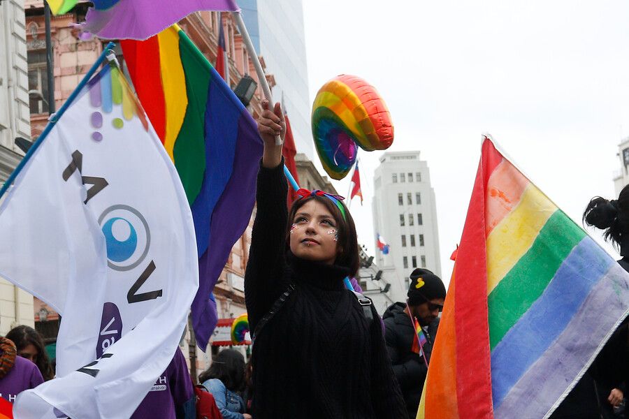 Avanza reconocimiento al matrimonio igualitario en Chile 👭👬🇨🇱