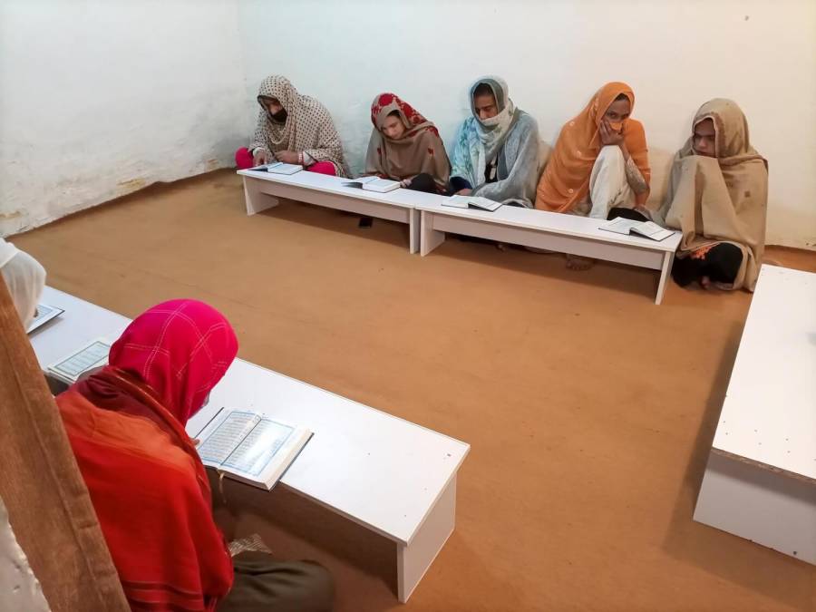 Abren primera escuela para mujeres trans en Pakistán 👏