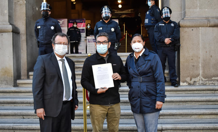 Senador y diputada se unen a activistas y colectivos LGBT+ de Querétaro ⚖️🏳️‍🌈⚖️