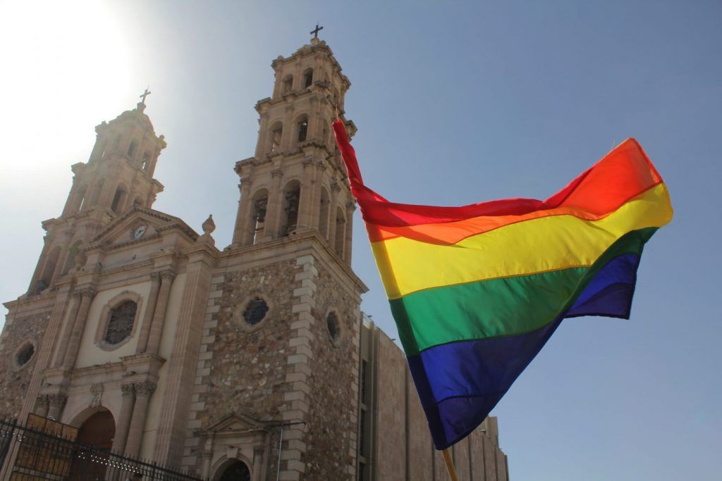 Fiscalía General de Chihuahua instaura protocolos para atender delitos contra población LGBT+ 🏳️‍🌈 🏳️‍⚧️ ⚖️