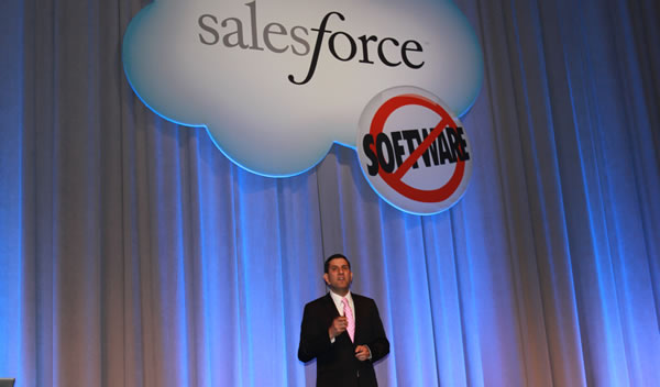 Salesforce Executive Vice President Vivek Kundra speaks Wednesday at Salesforce's Cloud Force Social Enterprise Conference at the Washington Convention Center. (Photo: David Stegon/FedScoop) 2012_04_vivekkundra2