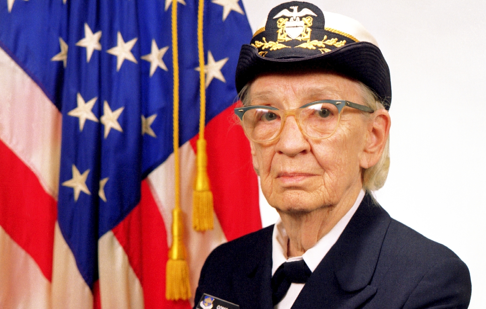 grace-hopper-margaret-hamilton-receive-presidential-medals-of-freedom