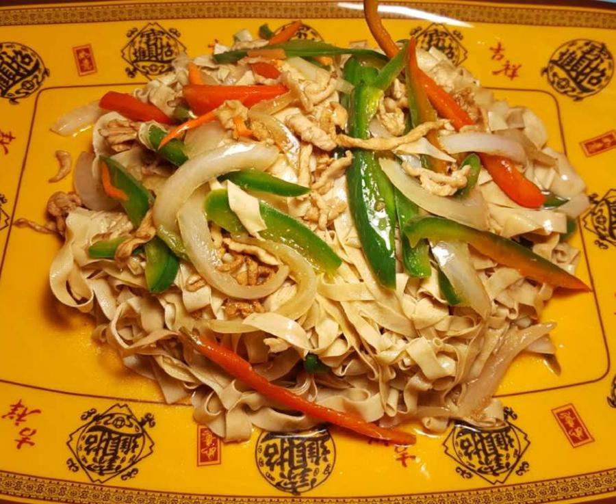 金陵饭店 - 尖椒干豆腐