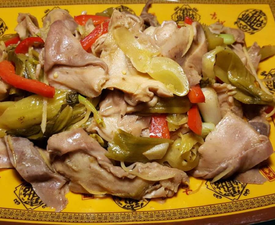 金陵饭店 - 酸菜炒肚片