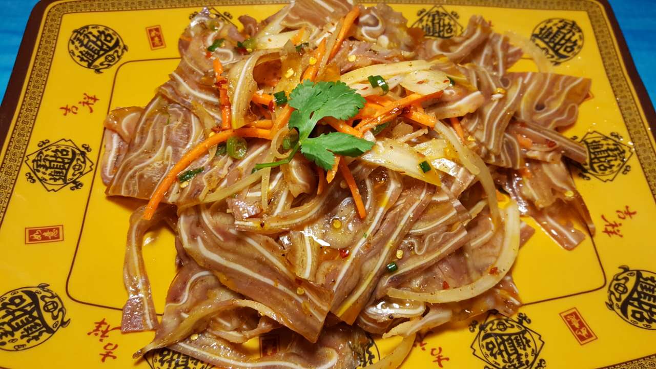 金陵饭店 - 红油猪耳