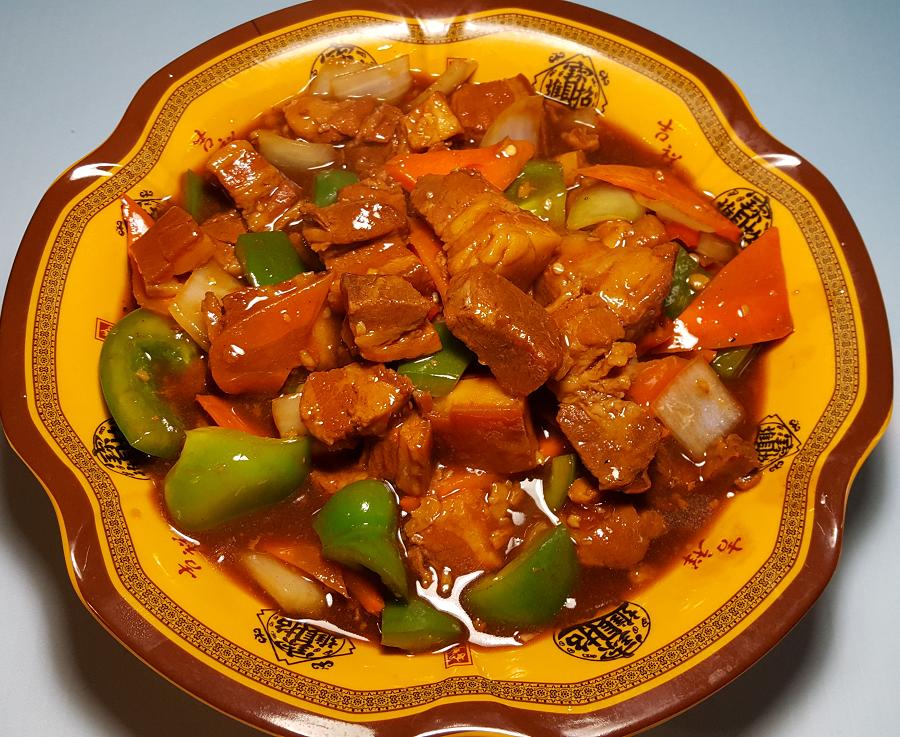 金陵饭店 - 香辣红烧肉