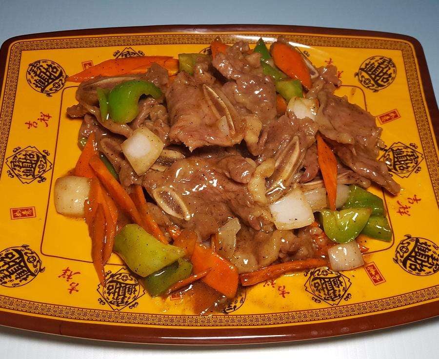 金陵饭店 - 黑椒牛仔骨