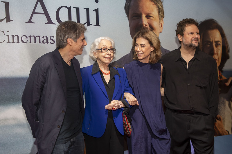Walter Salles, Fernanda Montenegro, Fernanda Torres e Selton Mello na sessão especial de Ainda Estou Aqui no Festival do Rio — Foto: Alexandre Macieira