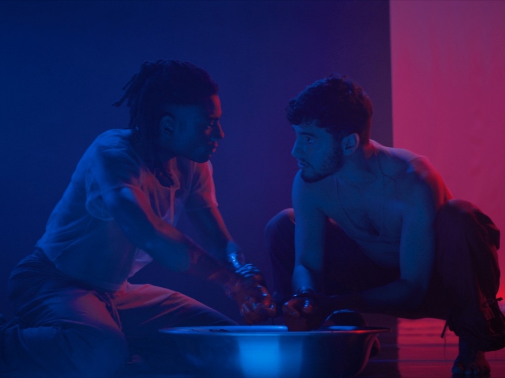 Ato Noturno, novo trabalho da dupla de cineastas de Marcio Reolon e Filipe Matzembacher