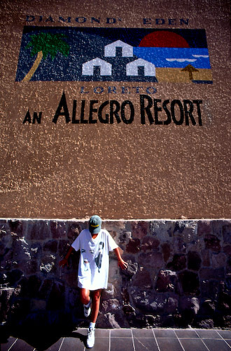 025-987bahahotelsign1-jpg