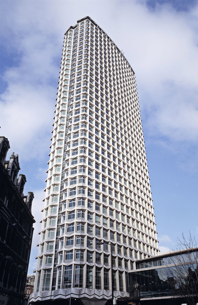 lores_centrepoint_hires_rgb_fin-jpg