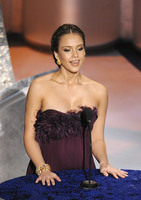 jessica_alba_oscars3-jpg