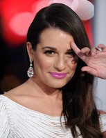 lea-michele-people-choice-awards-2012-kkl6wulc4rbl-jpg