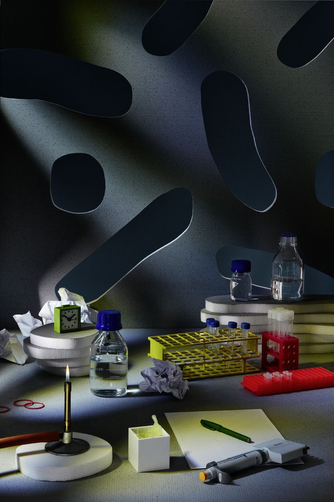 lores_desk_night-jpg
