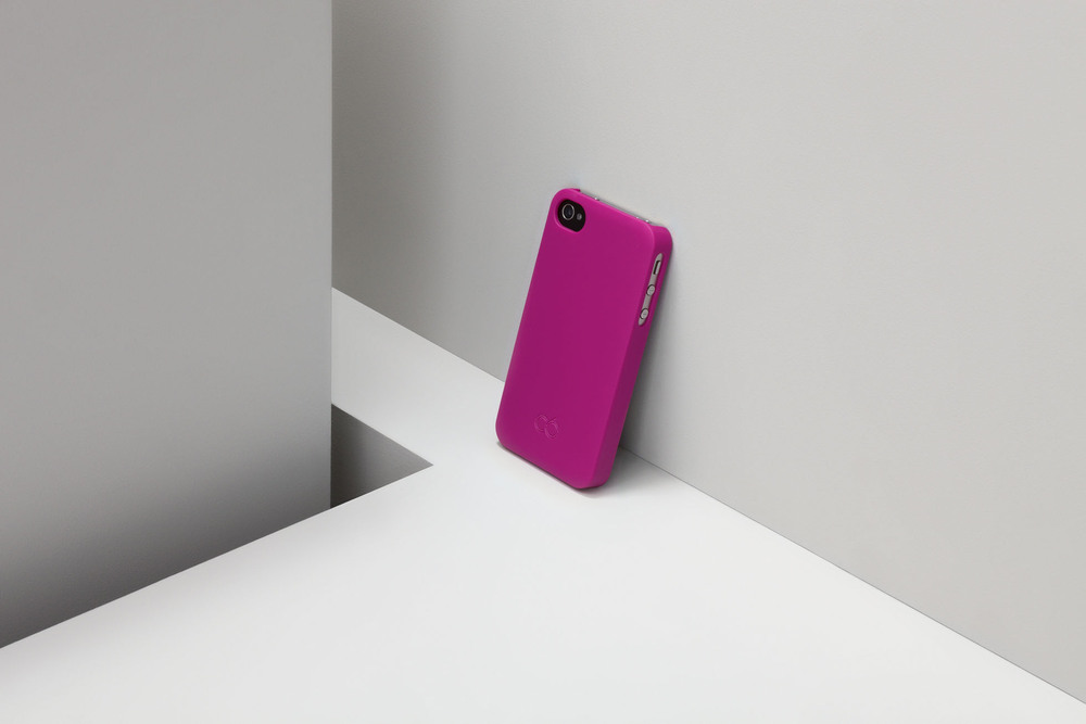 lores_phones_pink_fin_rgb_webonly-jpg