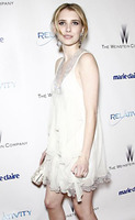 emma-roberts-golden-globes-partier-68-_0-jpg