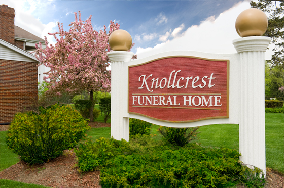 /KnollcrestFuneralHome/Facilities1.jpg
