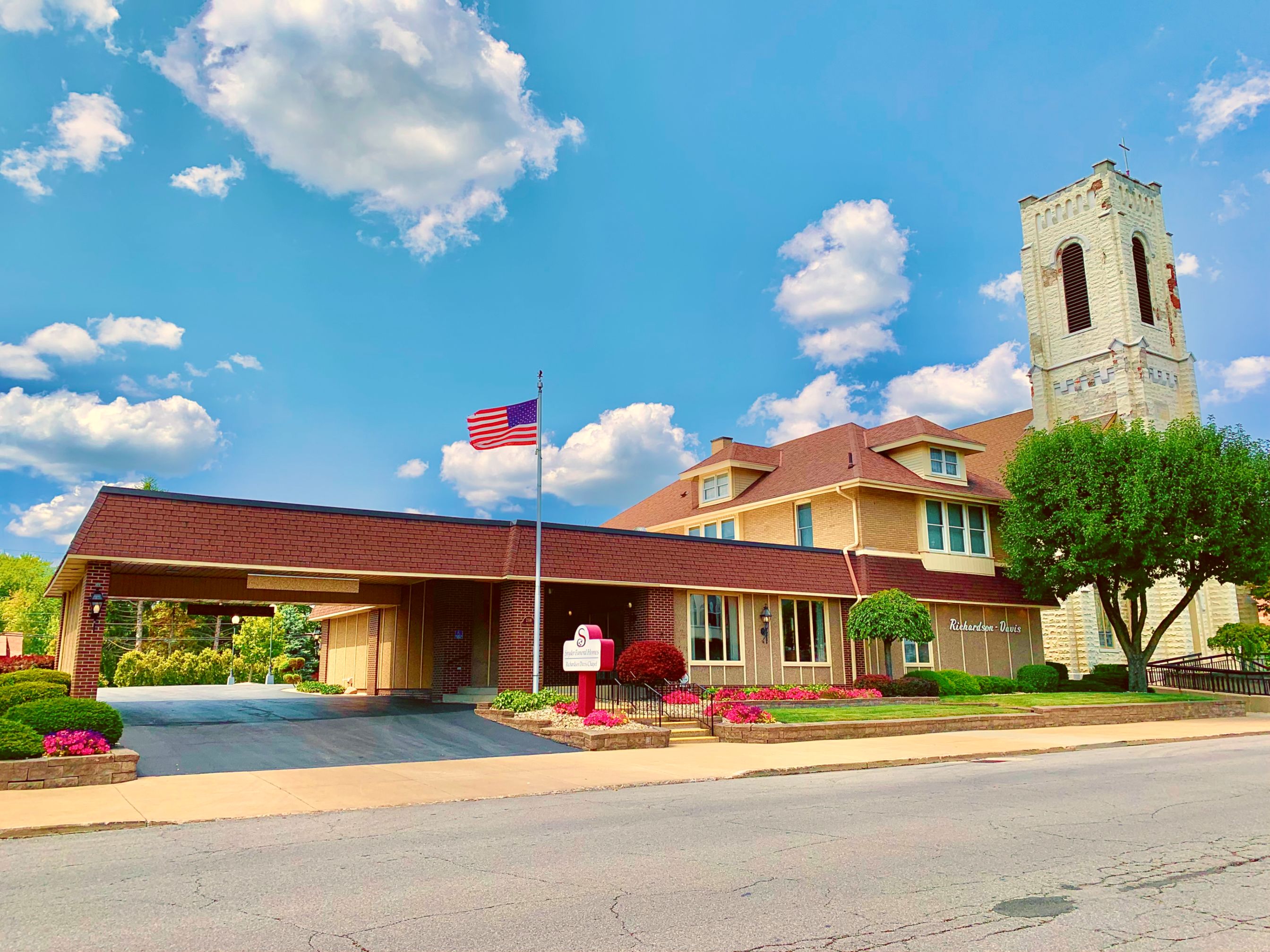 Roger W Davis Funeral Home West Portsmouth - 3tvpj6a