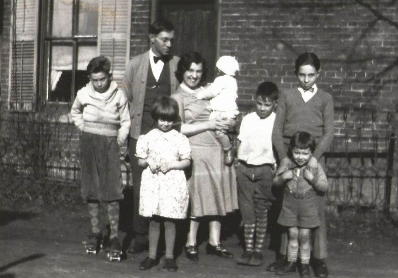 The young Snyder family: Ora & Marion and their eldest children Don, Betty, Dick, Dave, Bob, and baby Pete