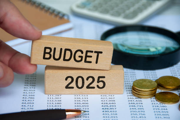 How Budgeting Tools Can Help You Crush Debt Faster?